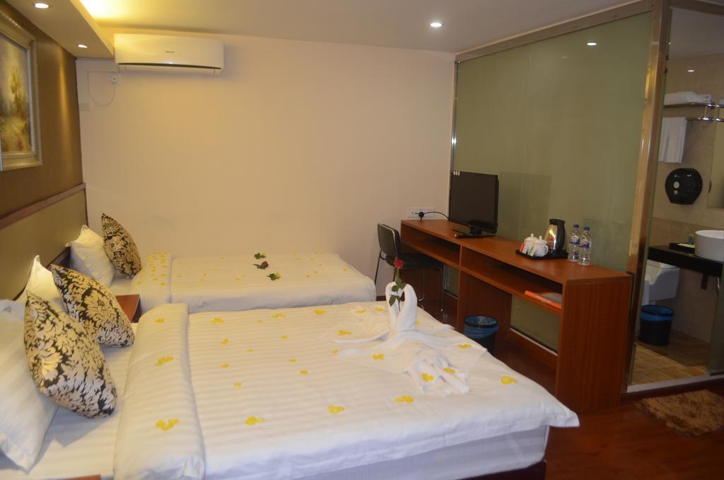 Good Luck Hotel Янгон Екстер'єр фото